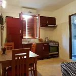 Nautica Πανσιόν Komiža